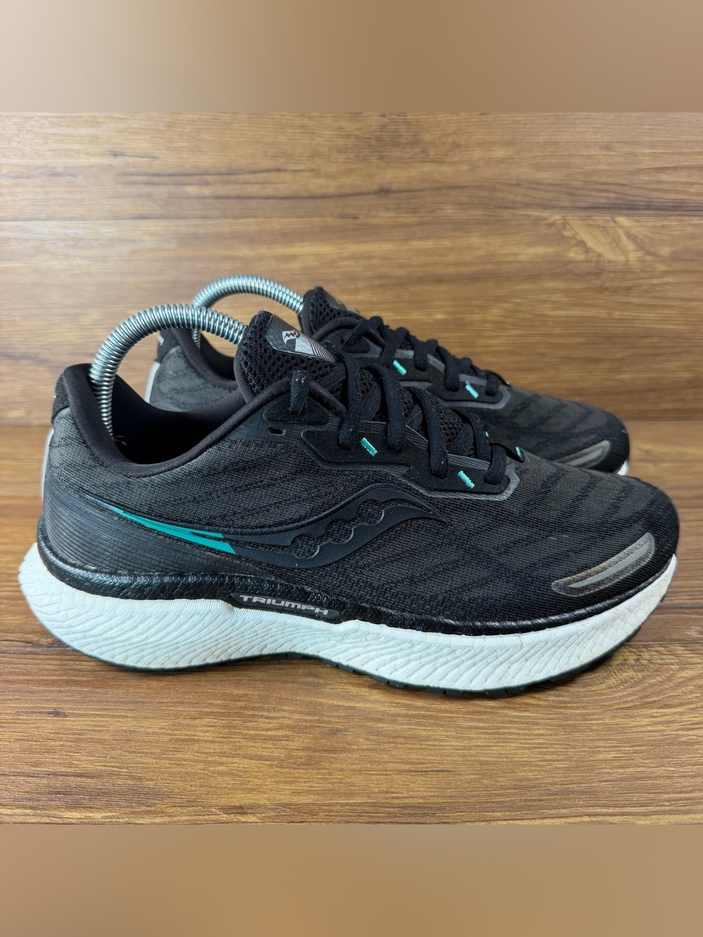 Saucony Triumph 19 Women's Running Shoes Size 8.5 Athletic Sneakers